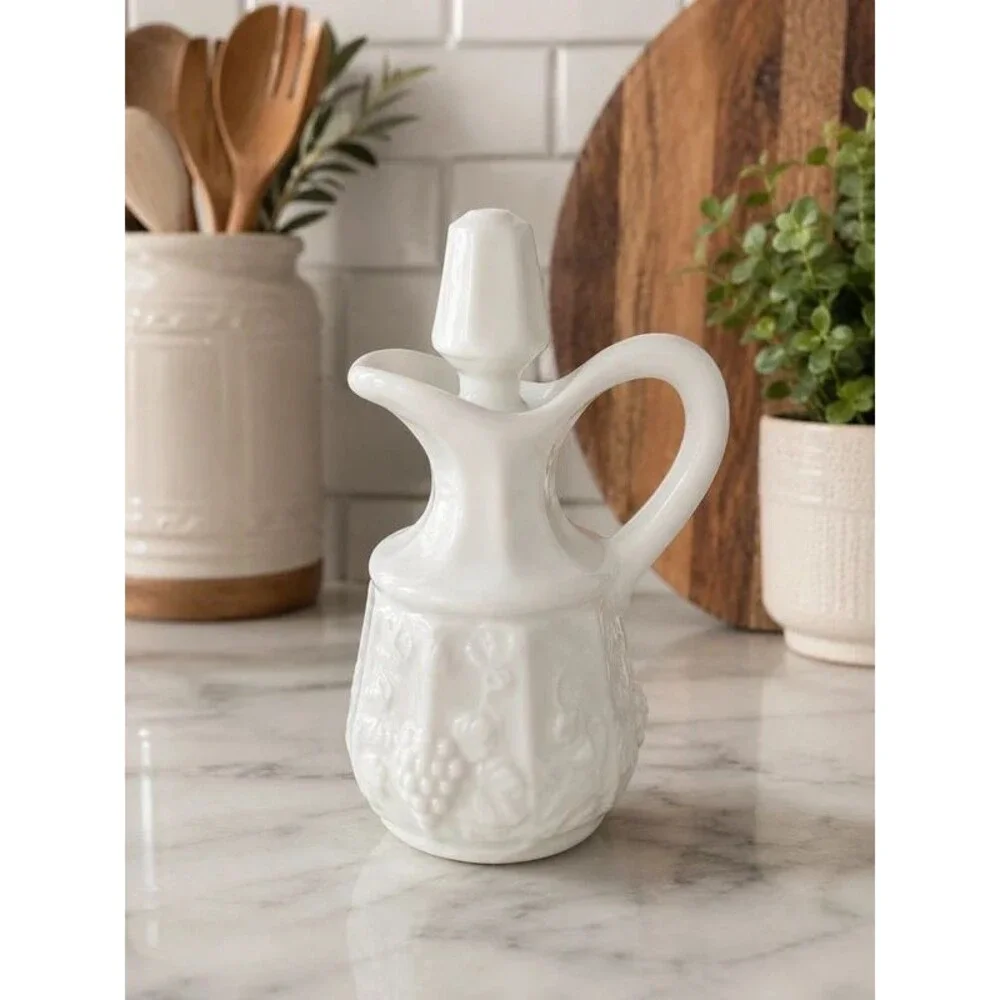 Vintage Westmoreland Paneled Grape Milk Glass Cruet with Stopper Approx 4.5-5